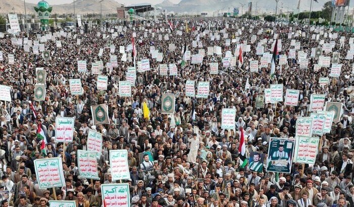 تاکید مردم یمن بر ایستادگی در کنار ملت فلسطین تاکید مردم یمن بر ایستادگی در کنار ملت فلسطین