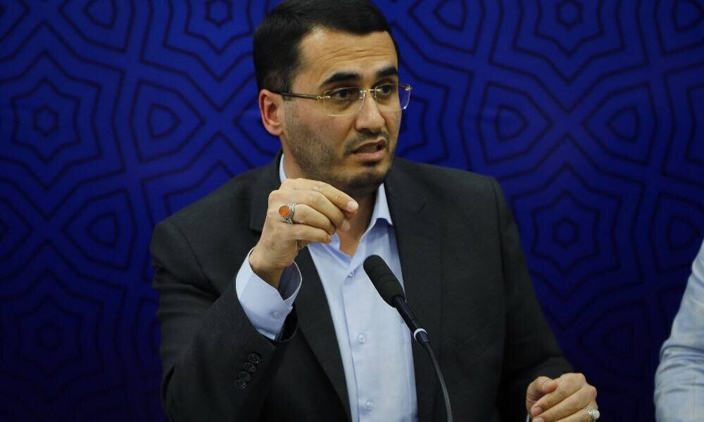 متفکر آزاد: ایران در امور داخلی یمن دخالتی ندارد/ انصارالله جنبشی کاملا مستقل است