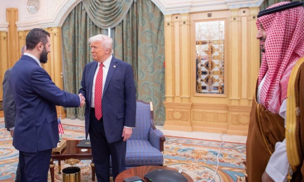 غسل تعمید با خون و دلار