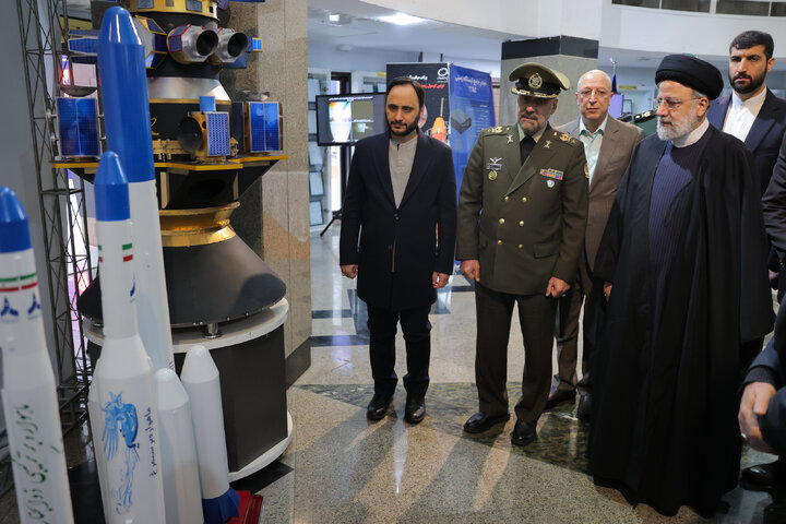 او پرچم ایران را در «ثریا» می‌خواست