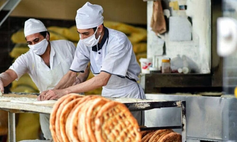 اختیار تعیین قیمت نان در هر استان به استانداران واگذار میشود اختیار تعیین قیمت نان در هر استان به استانداران واگذار میشود
