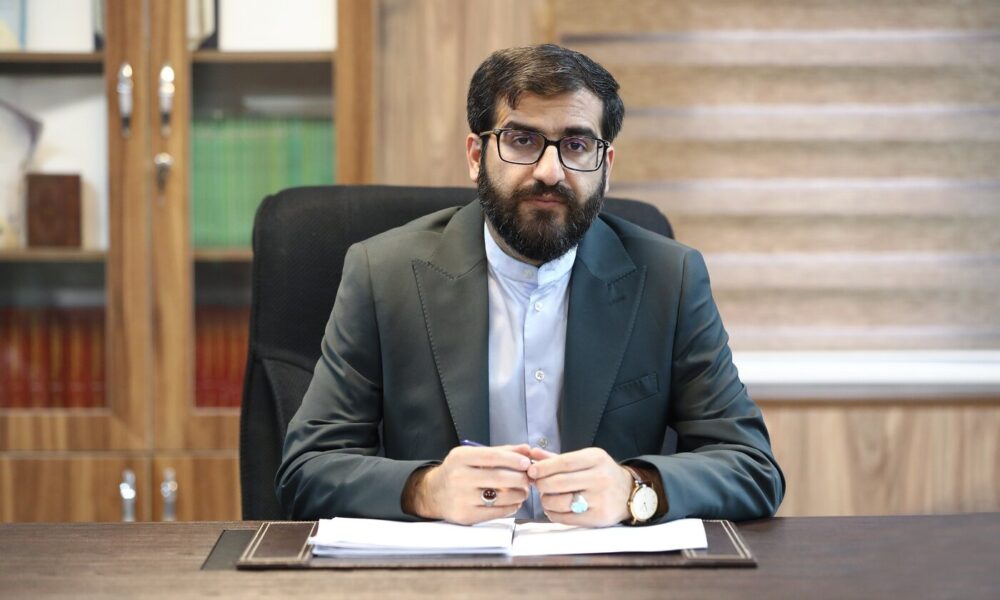 چرا بابک زنجانی در بزرگترین پروژه ملی به کار گرفته شد؟ چرا بابک زنجانی در بزرگترین پروژه ملی به کار گرفته شد؟