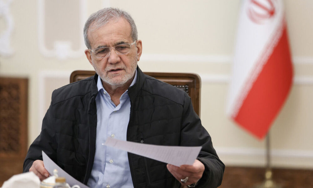 دیوان سلطنتی عمان: پزشکیان سه‌شنبه به عمان سفر می‌کند