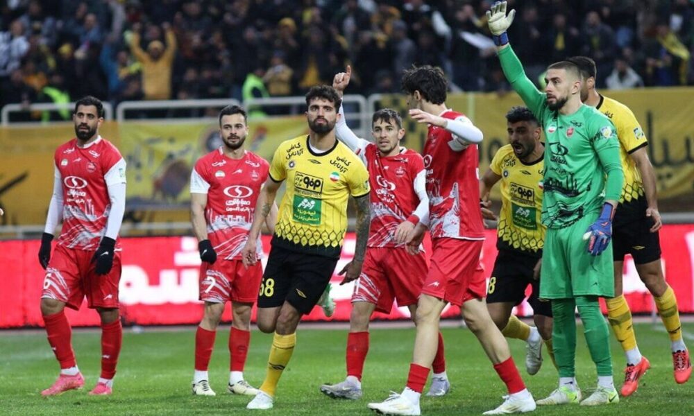 خبرهایی از یک معاوضه بزرگ؛ پرسپولیس و سپاهان پای میز مذاکره! خبرهایی از یک معاوضه بزرگ؛ پرسپولیس و سپاهان پای میز مذاکره!