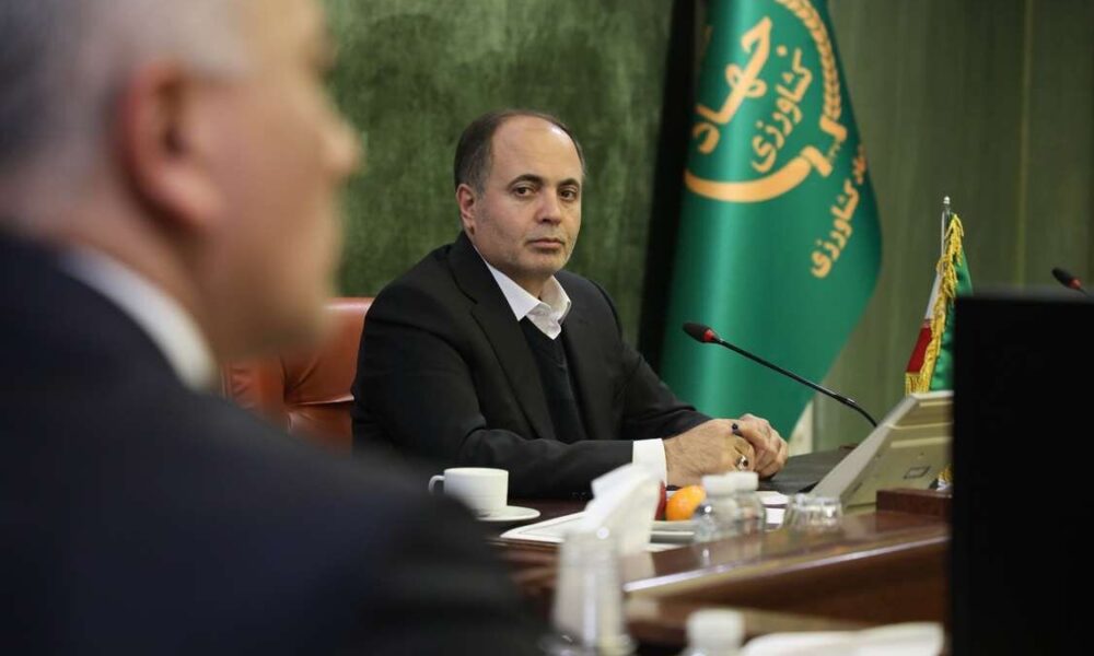 پسته ایران باید در دنیا بدرخشد/ تلاش برای کاهش سختگیری بازگشت ارز صادراتی محصولات کشاورزی