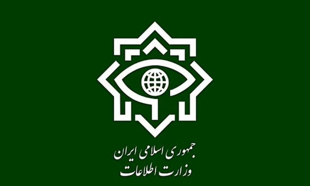 سربازان گمنام امام زمان(عج) یک ابرشبکه قاچاق را نابود کردند سربازان گمنام امام زمان(عج) یک ابرشبکه قاچاق را نابود کردند