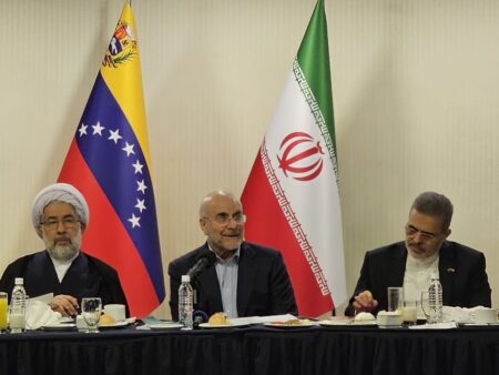 گفت‌وگو بین ادیان در ایستادگی مقابل ظلم موثر است