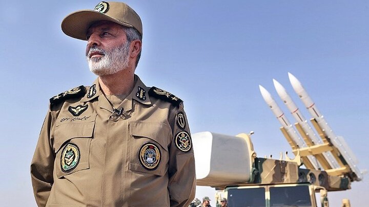 قدردانی سرلشکر موسوی از حضور مردم در تشییع شهدای اقتدار