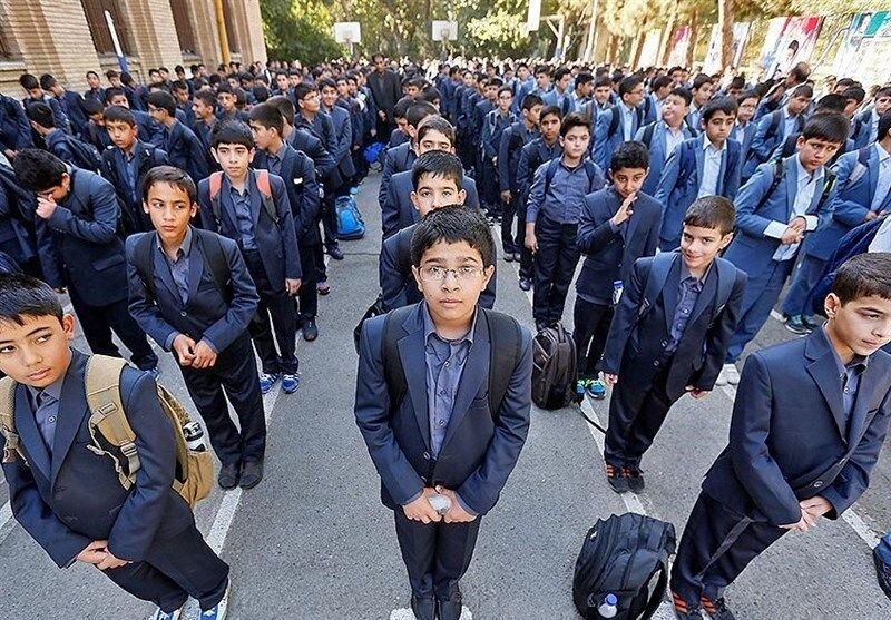 مصوبه آموزش و پرورش درباره لباس فرم دانش‌آموزان بایگانی شد؟
