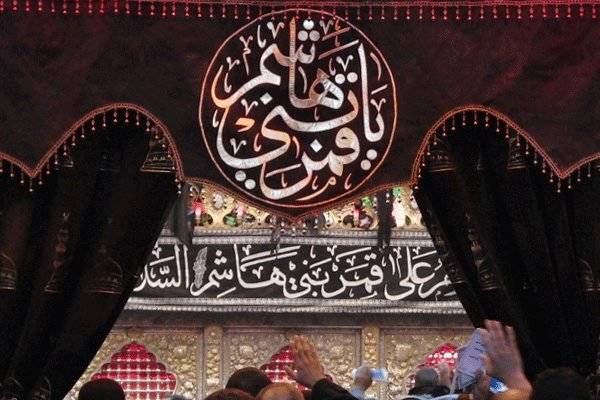 در تاسوعای سال ۶۱ هجری چه گذشت؟/ اشعاری که حضرت عباس(ع) به عنوان رجز خواند/ چگونگی شهادت علمدار کربلا + شعر و صوت در تاسوعای سال ۶۱ هجری چه گذشت؟/ اشعاری که حضرت عباس(ع) به عنوان رجز خواند/ چگونگی شهادت علمدار کربلا + شعر و صوت