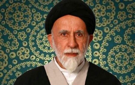 آقای پزشکیان این اسمش وفاق نیست! آقای پزشکیان به اسم وفاق فرصت خودنمایی به افراطیون ندهید!