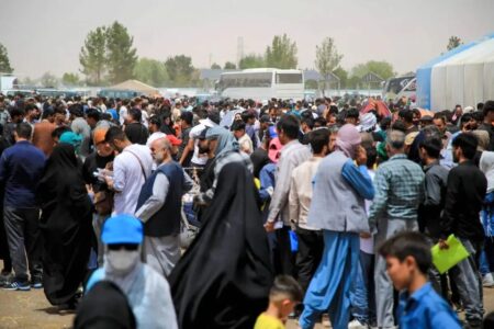 برای اتباع غیرمجاز اشک تمساح نریزید؛ رسانه ملی هم یک کلام از همدستی آن‌ها با اسرائیل نگفت!