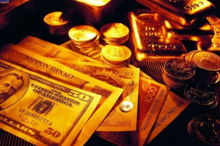 آخرین قیمت طلا، سکه و دلار تا پیش از امروز ۶ مرداد