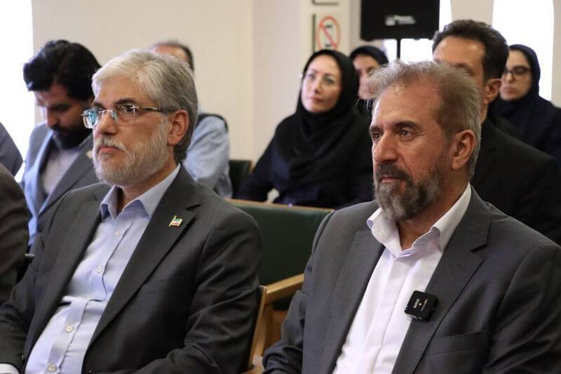 امکان استفاده رایگان از سامانه «ایران پیپر» فراهم شد امکان استفاده رایگان از سامانه «ایران پیپر» فراهم شد
