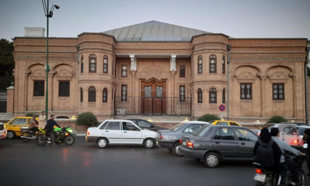 روزی که مجلس قدرتمند از پارلمان انگلیس بود روزی که مجلس قدرتمند از پارلمان انگلیس بود