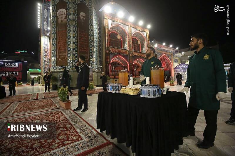 عکس/ آیین غبارروبی ضریح آستان امامزاده صالح(ع) عکس/ آیین غبارروبی ضریح آستان امامزاده صالح(ع)