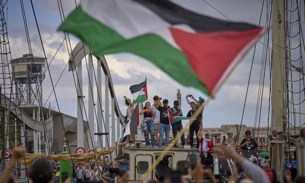 ایران حمله به کاروان «الصمود» و دستگیری فعالان حامی فلسطین را محکوم کرد ایران حمله به کاروان «الصمود» و دستگیری فعالان حامی فلسطین را محکوم کرد