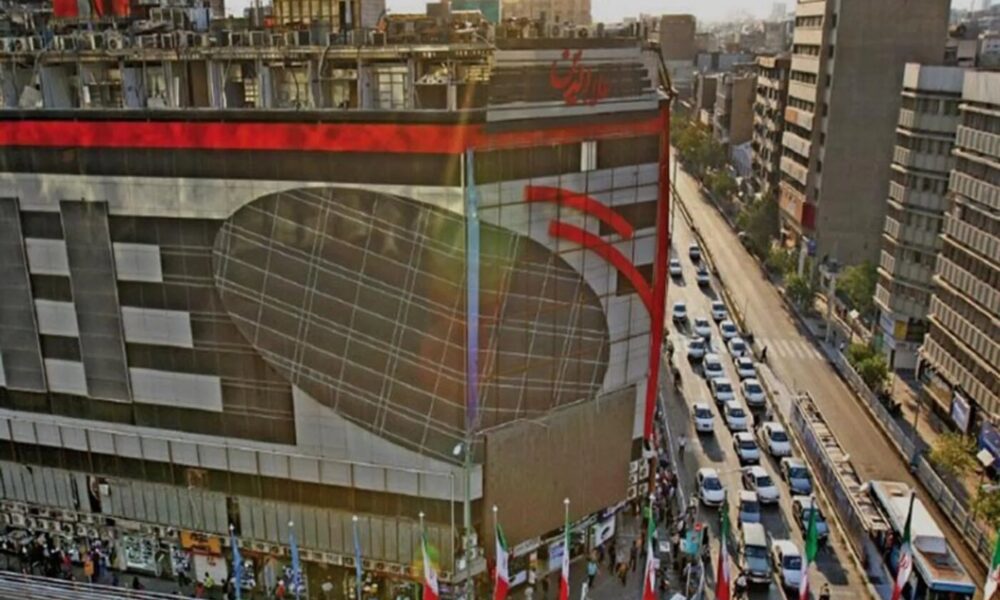 هشدار یک عضور شورای شهر به مردم تهران: حضور در این پاساژ خطرناک است هشدار یک عضور شورای شهر به مردم تهران: حضور در این پاساژ خطرناک است