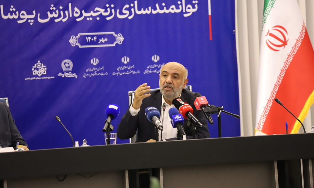 حمایت از تولیدکنندگان خرد پوشاک اولویت وزارت تعاون / تبدیل صنعت پوشاک به موتور محرک اقتصاد