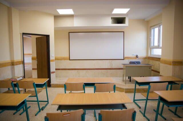 روایت والدینی که برای ساخت مدرسه آستین بالا زدند