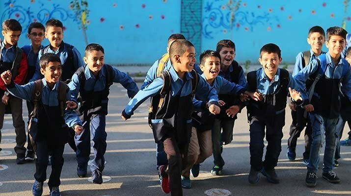 دانش‌آموزانی که برای دیده شدن فریاد می‌زنند