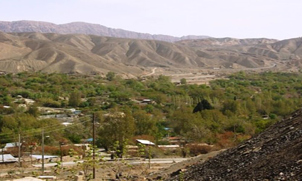 در خانه پرقصه و روستای پر غصه هوشنگ مرادی کرمانی چه میگذرد؟ در خانه پرقصه و روستای پر غصه هوشنگ مرادی کرمانی چه میگذرد؟