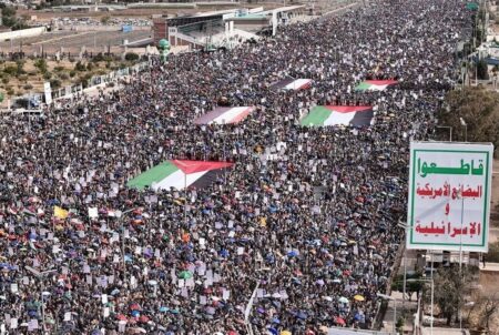 راهپیمایی مردم یمن در حمایت از قرآن و فلسطین