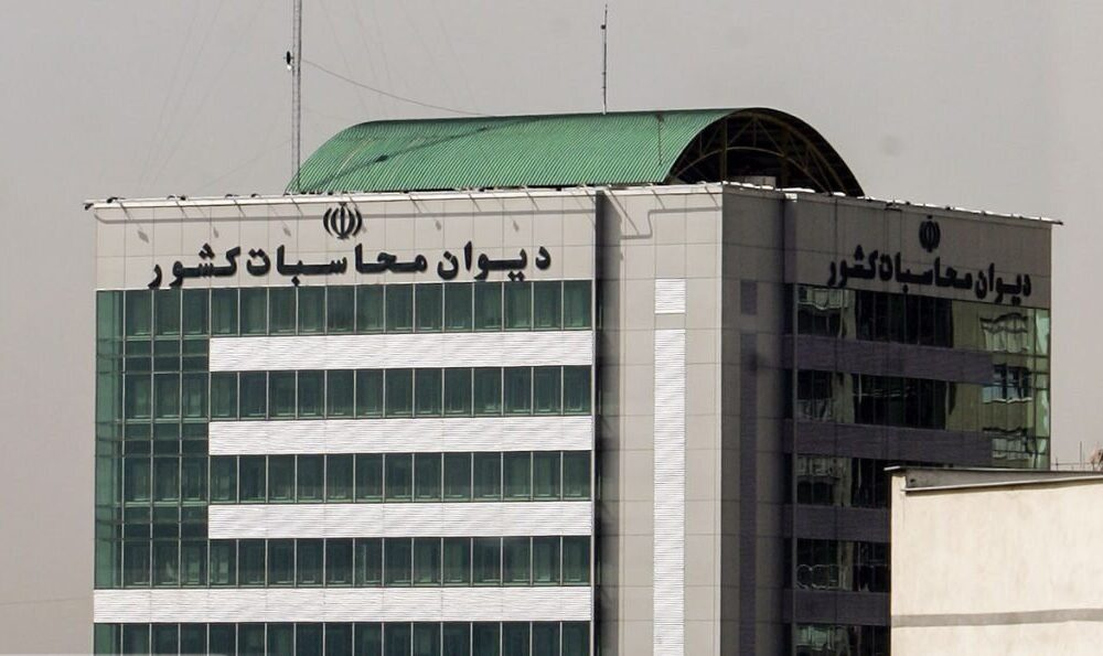 وابستگی به نفت در بودجه ۱۴۰۵ کاهش چشمگیر نداشته است وابستگی به نفت در بودجه ۱۴۰۵ کاهش چشمگیر نداشته است