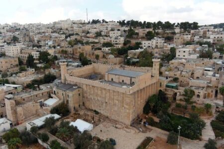 مخالفت تشکیلات خودگردان با اقدام اسرائیل در سلب اختیاراتش در مدیریت حرم ابراهیمی