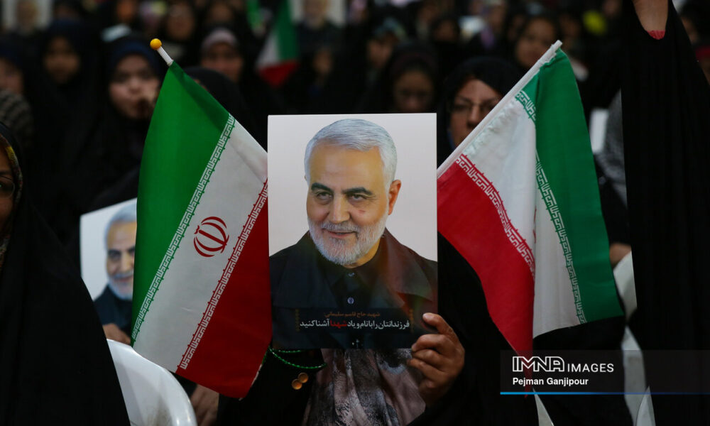 ترور بزدلانه سردار سلیمانی مصداق بارز اقدام شنیع تجاوزکارانه آمریکا است ترور بزدلانه سردار سلیمانی مصداق بارز اقدام شنیع تجاوزکارانه آمریکا است