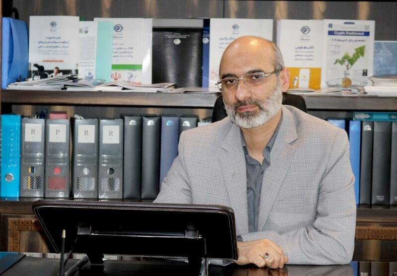 سعید مقیسه با حفظ سمت، سرپرست شبکه افق شد سعید مقیسه با حفظ سمت، سرپرست شبکه افق شد