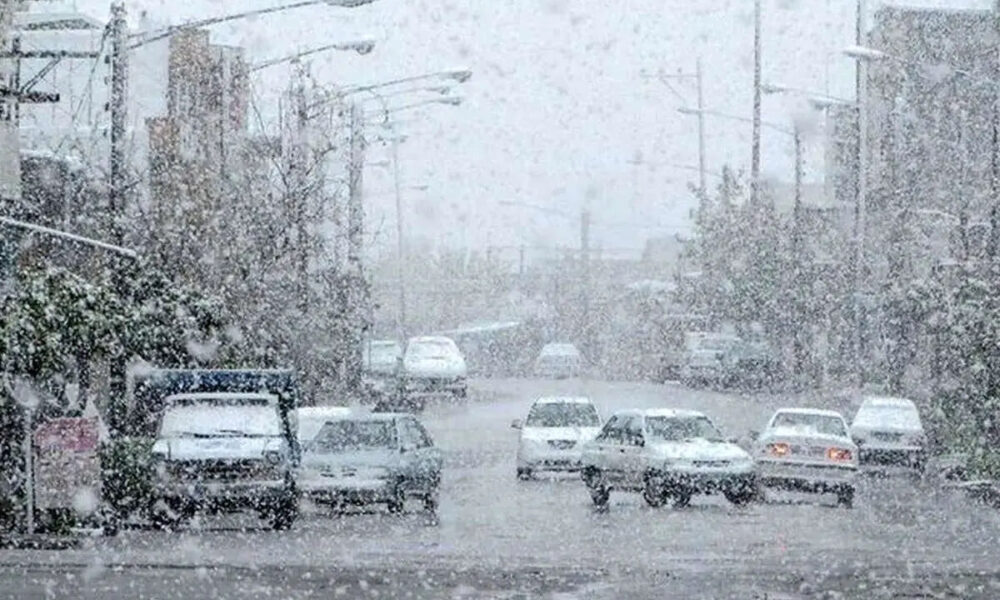 بارش برف در چالوس به ۳۵ سانتی‌متر رسید