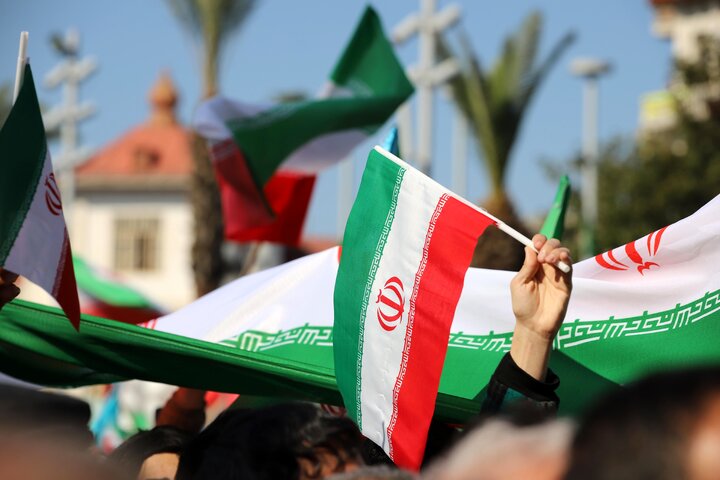 روایت‌هایی از قلب تاریخ تا قهرمانان فردا در جشن انقلاب