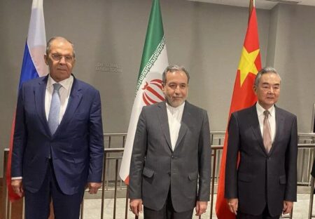 روسیه و چین به نفع ایران وارد جنگ می‌شوند؟
