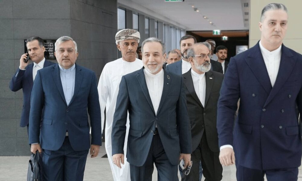 جزئیات مذاکره ایران و آمریکا از زبان عضو حاضر در مذاکرات جزئیات مذاکره ایران و آمریکا از زبان عضو حاضر در مذاکرات