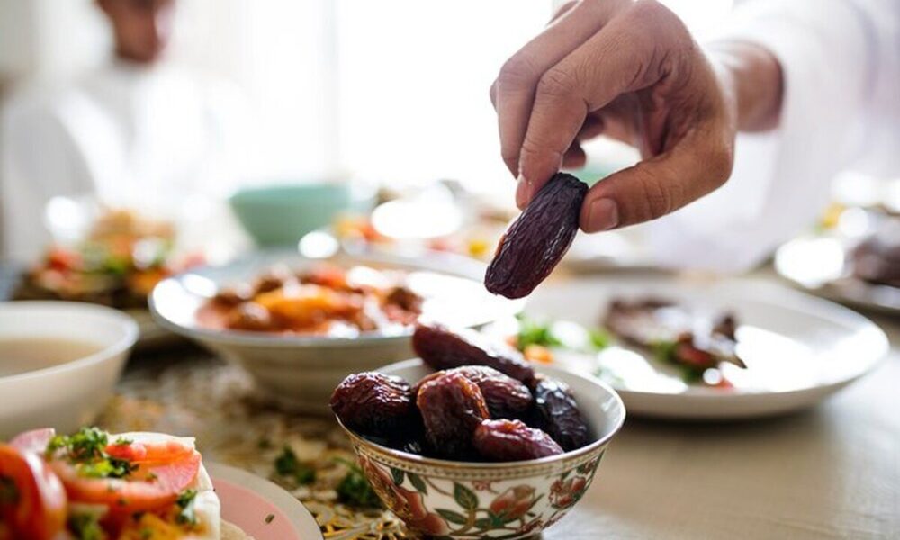 در ماه مبارک رمضان این توصیه‌های تغذیه‌ای را رعایت کنید