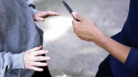 هشدار عجیب: در برابر سرقت مقاومت نکنید! هشدار عجیب: در برابر سرقت مقاومت نکنید!