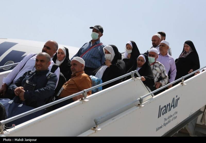 بیش از ۱۰ هزار زائر ایرانی به میهن بازگشتند بیش از ۱۰ هزار زائر ایرانی به میهن بازگشتند