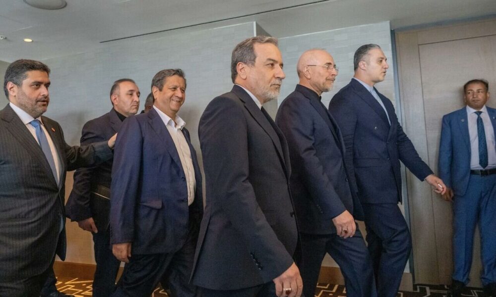 هیئت ایران محل مذاکرات سوئیس را به مقصد تهران ترک کرد