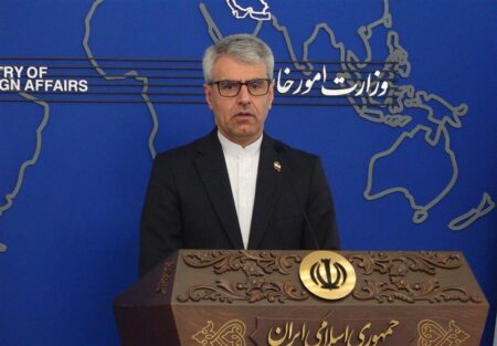 بقایی: مبنای کار مذاکرات «تعهد در مقابل تعهد» است