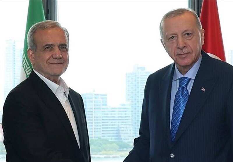 گفت‌وگوی تلفنی پزشکیان و اردوغان/ تاکید بر تداوم دیپلماسی منطقه‌ای