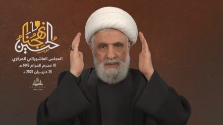 عاشورا نماد تاریخی فداکاری و ایستادگی در برابر طاغوت است