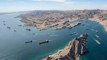 پیشنهاد جدید عمان به آمریکا و کشورهای غربی برای پرداخت عوارض استفاده از تنگه هرمز