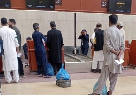۵ صیاد ایرانی حبس‌شده در پاکستان به کشور بازگشتند