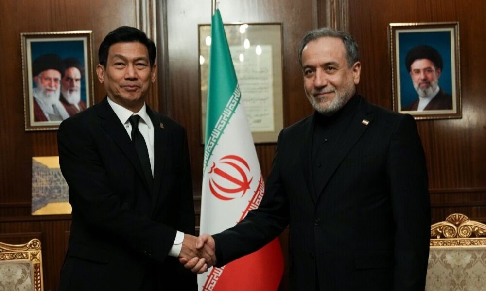 عراقچی میزبان فرستاده ویژه پادشاه تایلند؛ ابلاغ پیام تسلیت و همدردی با ایران