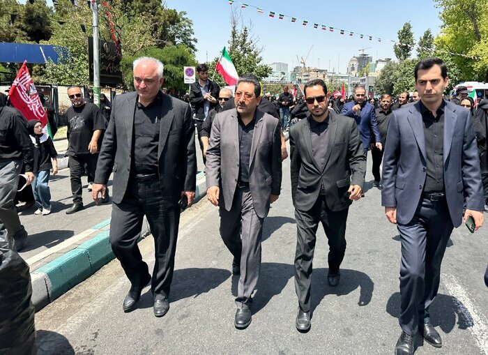 اتابک: رهبر انقلاب اسلامی از چهره های دوران ساز بود
