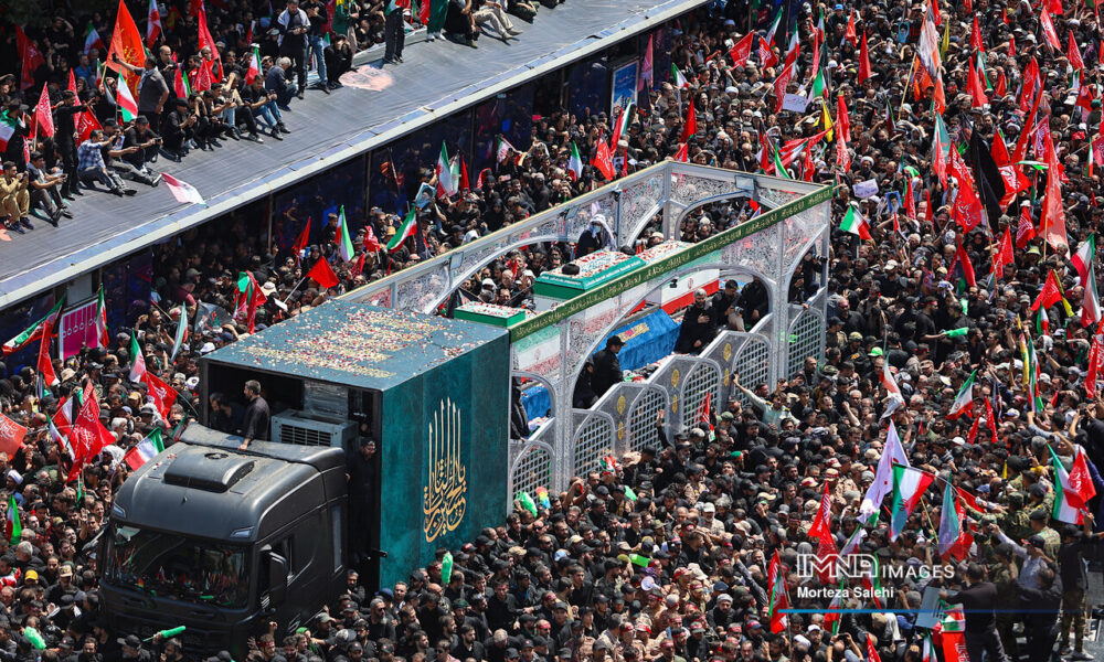 //شوک غافلگیرکننده رسانه‌ها و مقامات آمریکایی از عشق و ارادت میلیونی مردم به رهبر ایران///
