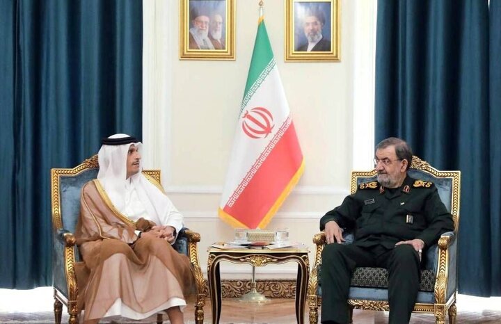 سرلشکر رضایی: آمریکا شرارت کند بلایی سرشان میآوریم که در تاریخ ثبت شود