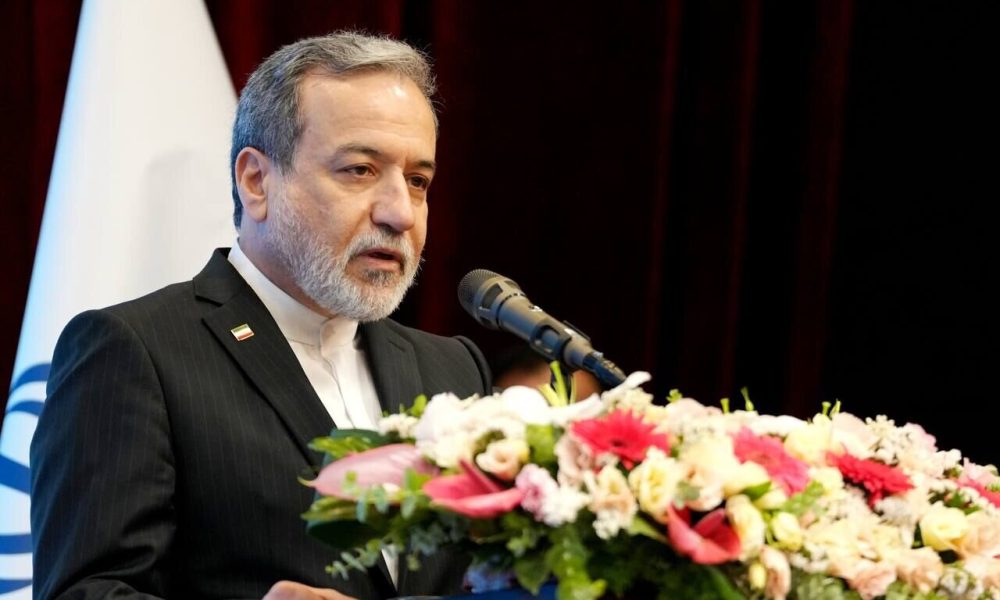 عراقچی: پاسخگو کردن دشمنان این آب و خاک ضرورتی انکارناپذیر است